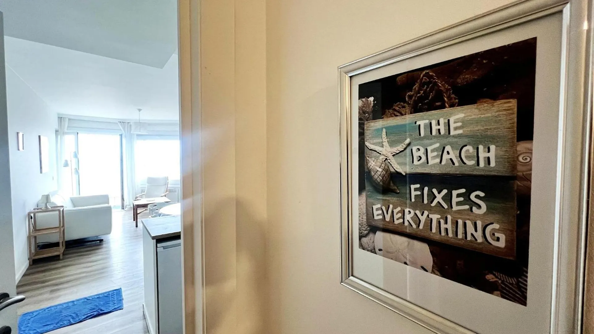 Centrally Located Apartment By The Sea Middelkerke
